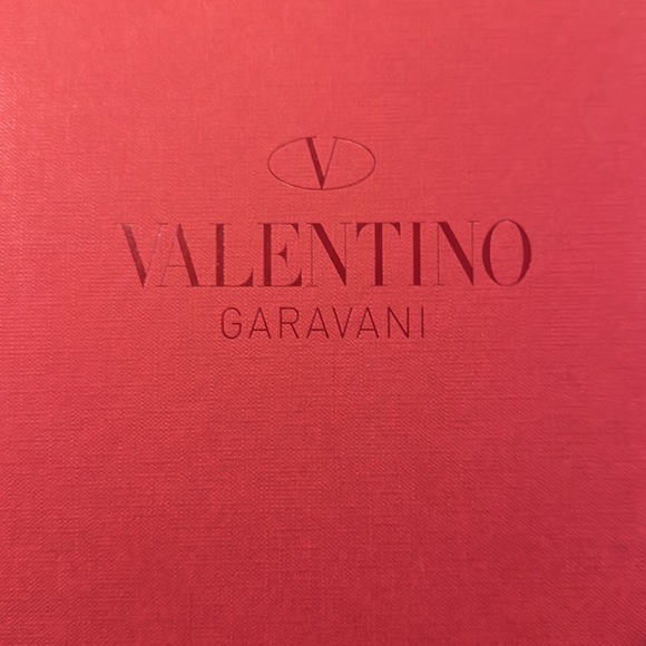 WORN Valentino Garavani Rockstud Rubber Sandals - Picture 6 of 7